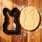 Hasen-Eierbecher | Süßer Osterhase als Eierhalter für das Osterfrühstück